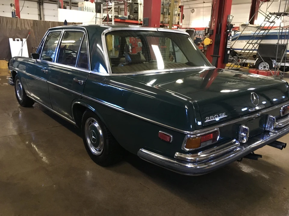 1972 Mercedes-Benz W108 & W109 - Image 8 of 31