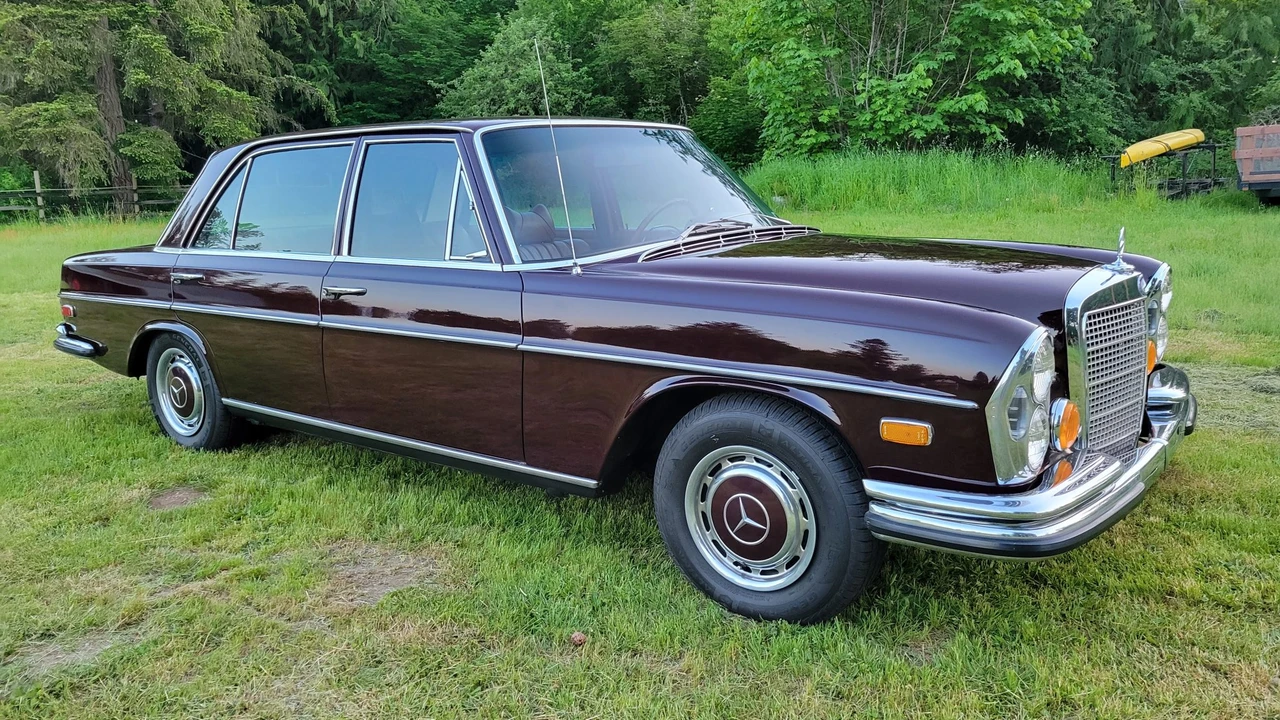 1972 Mercedes-Benz W108 & W109 - Image 2 of 31