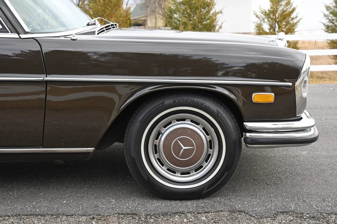 1972 Mercedes-Benz W108 & W109 - Image 17 of 31