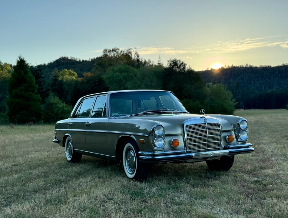 1972 Mercedes-Benz W108 & W109 - Image 9 of 31