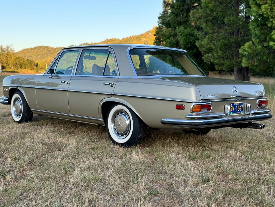 1972 Mercedes-Benz W108 & W109 - Image 17 of 31