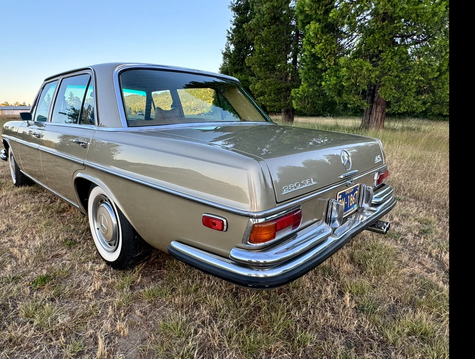 1972 Mercedes-Benz W108 & W109 - Image 16 of 31