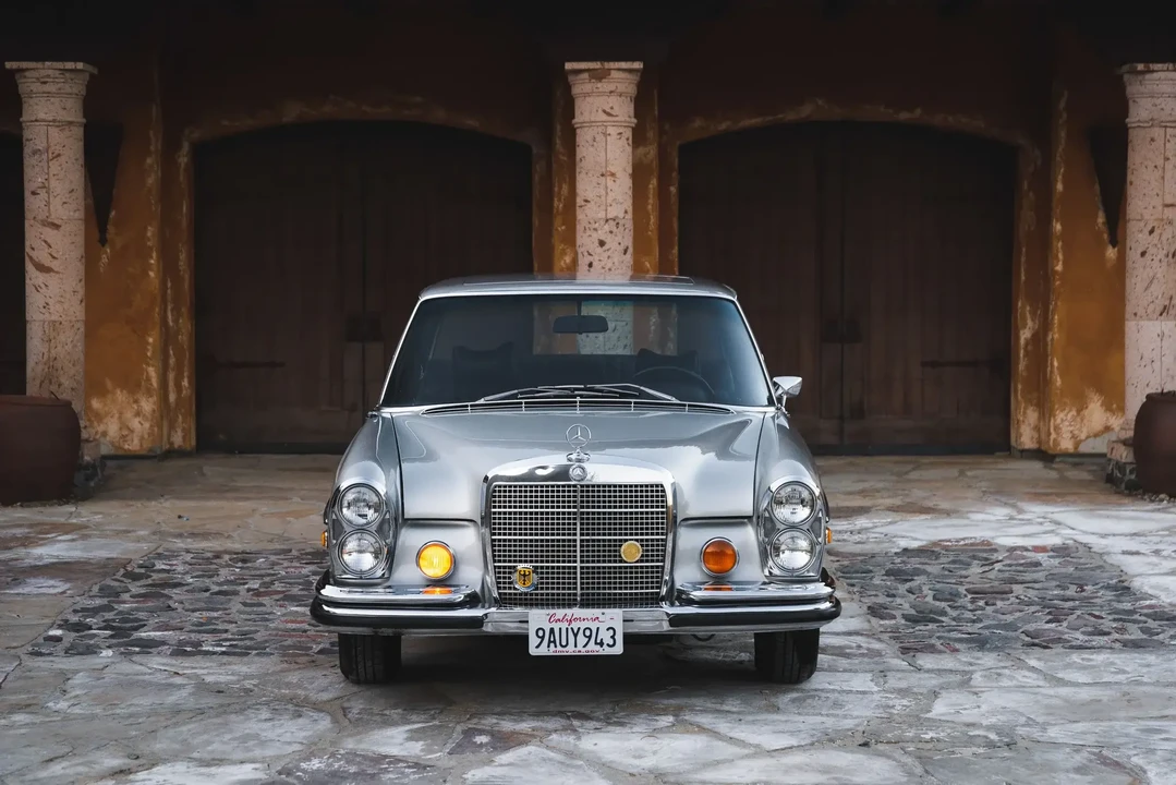 1972 Mercedes-Benz W108 & W109 - Image 5 of 6