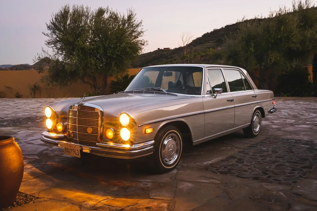 1972 Mercedes-Benz W108 & W109 - Image 6 of 6