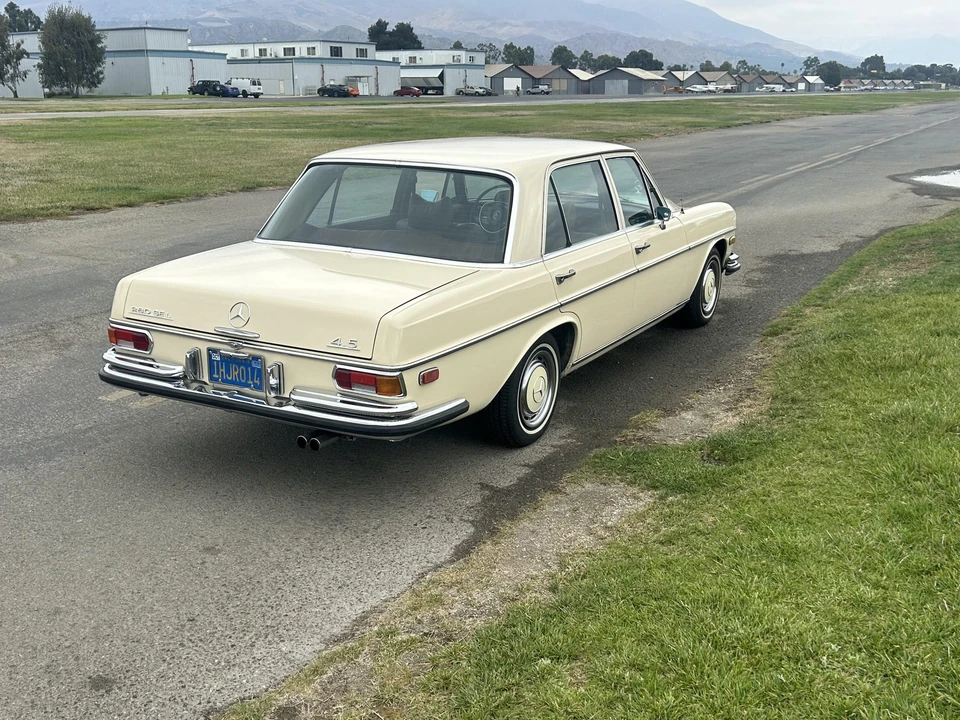1972 Mercedes-Benz W108 & W109 - Image 10 of 31