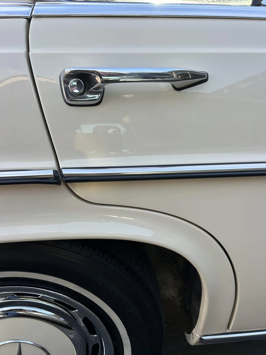 1972 Mercedes-Benz W108 & W109 - Image 21 of 31