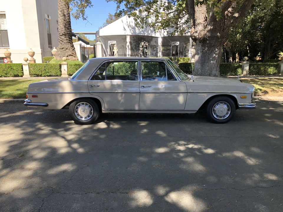 1972 Mercedes-Benz W108 & W109 - Image 6 of 31