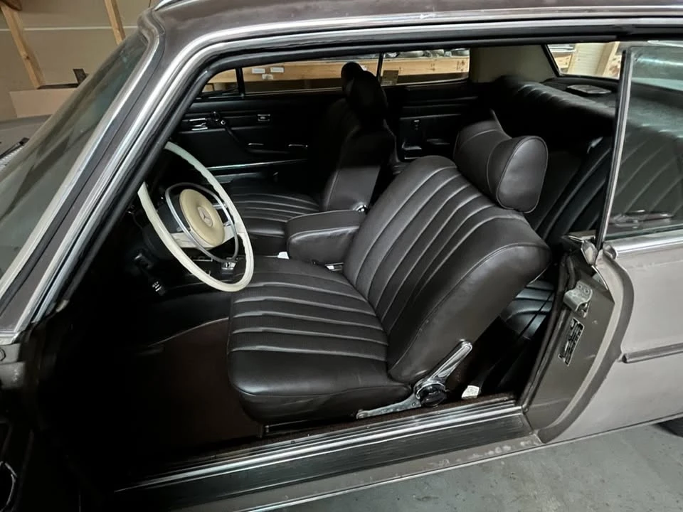 1972 Mercedes-Benz W114 & W115 - Image 4 of 13
