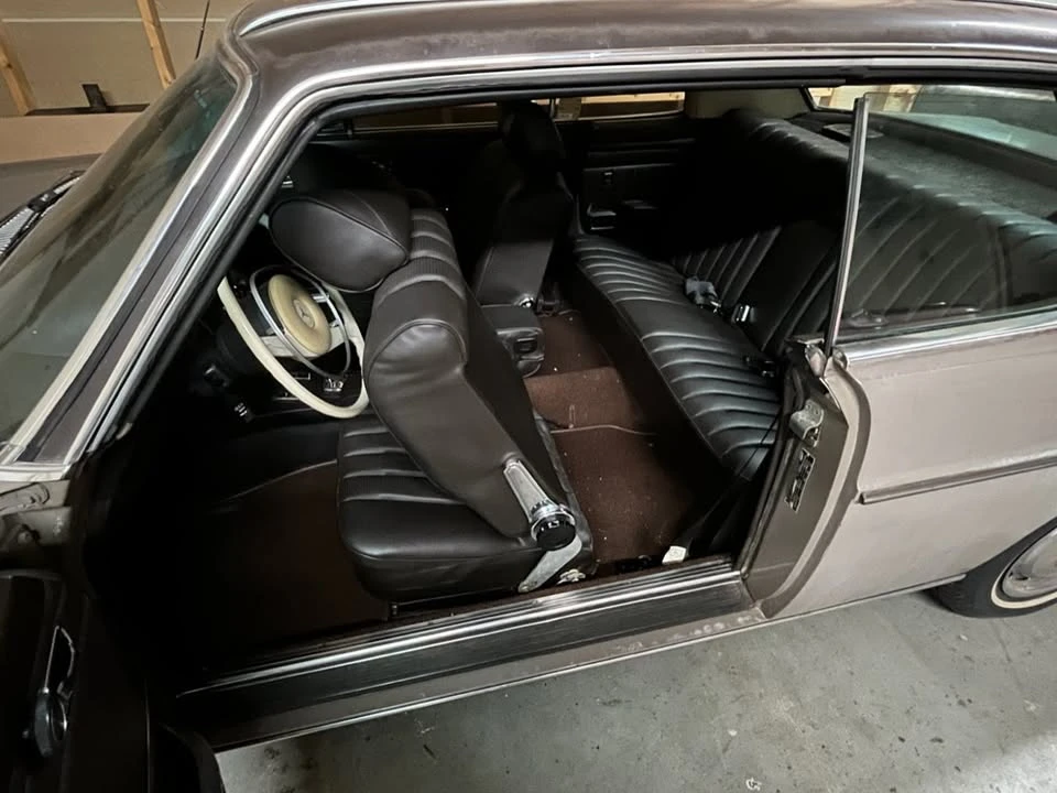 1972 Mercedes-Benz W114 & W115 - Image 3 of 13