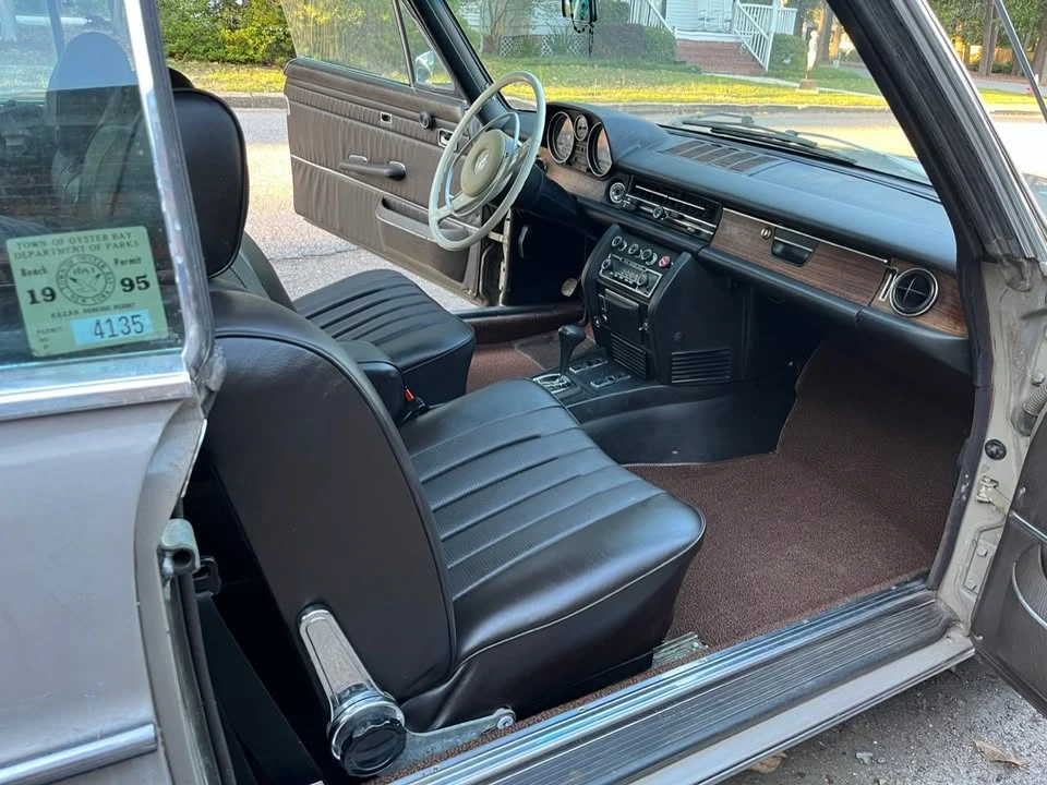 1972 Mercedes-Benz W114 & W115 - Image 8 of 13