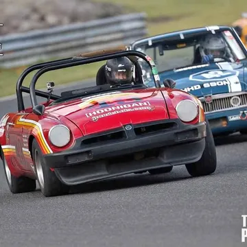 1972 MG B
