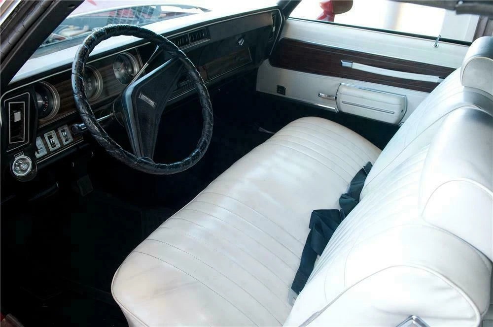 1972 Oldsmobile Cutlass 3rd Gen - Image 4 of 5