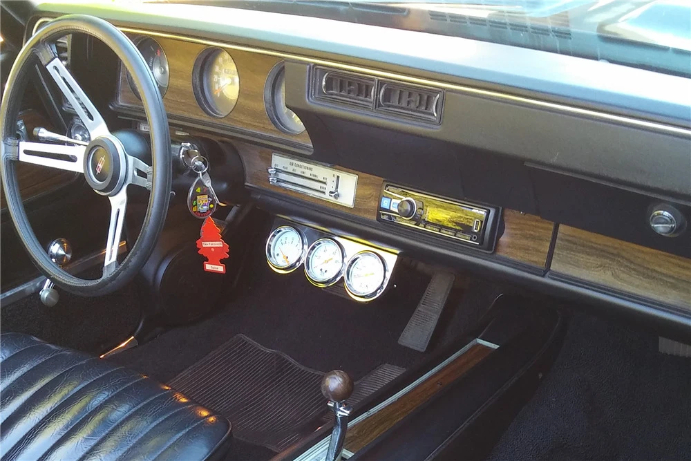 1972 Oldsmobile Cutlass 3rd Gen - Image 4 of 5