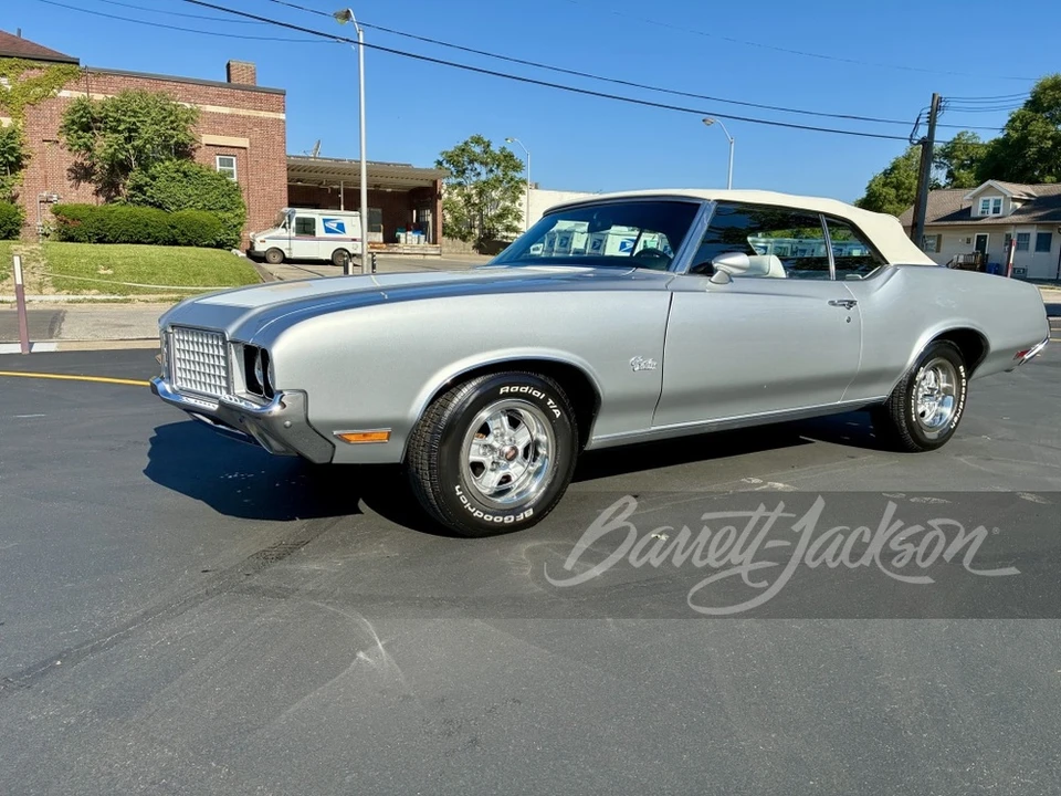 1972 Oldsmobile Cutlass Supreme - Image 8 of 11