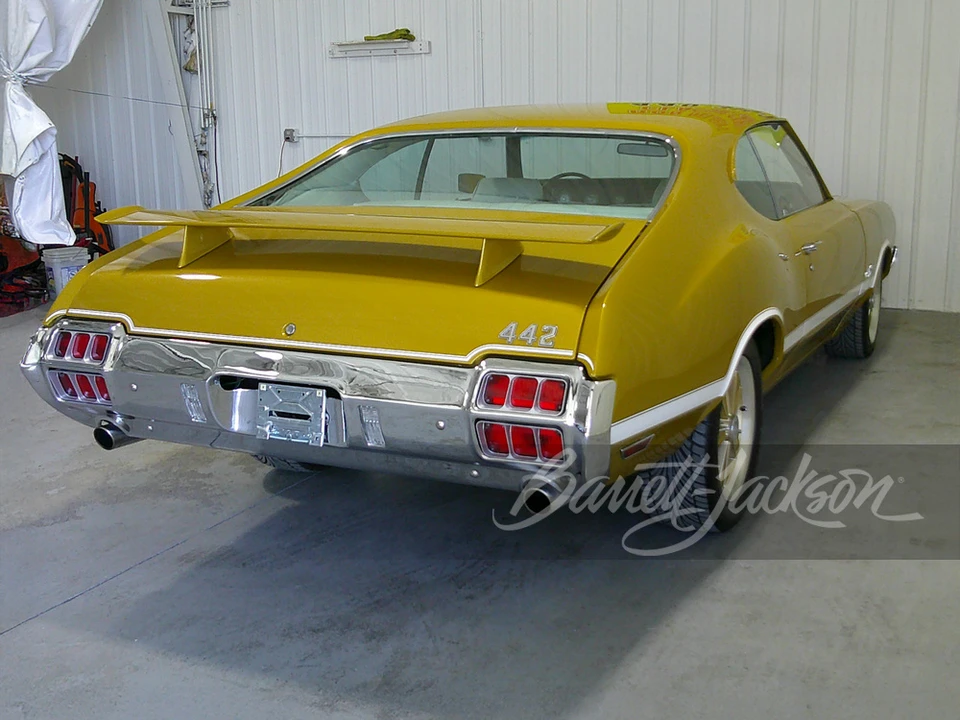 1972 Oldsmobile Cutlass Supreme - Image 2 of 31