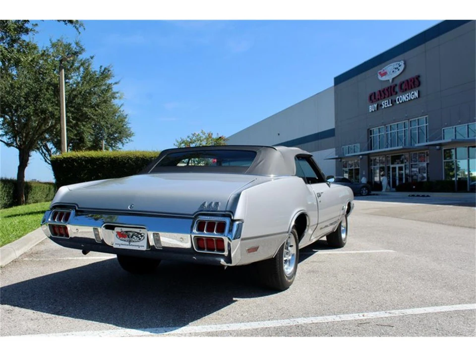 1972 Oldsmobile 442 2nd Gen - Image 16 of 31
