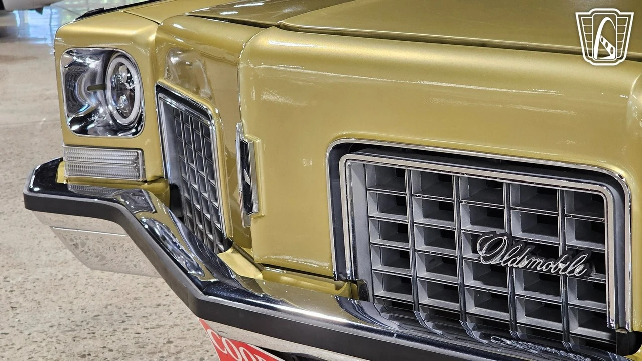 1972 Oldsmobile 98 - Image 5 of 12