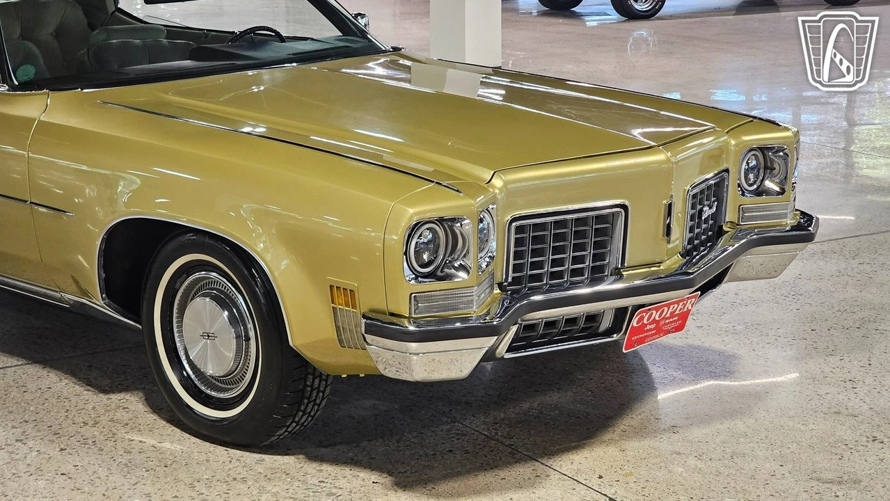 1972 Oldsmobile 98 - Image 3 of 12