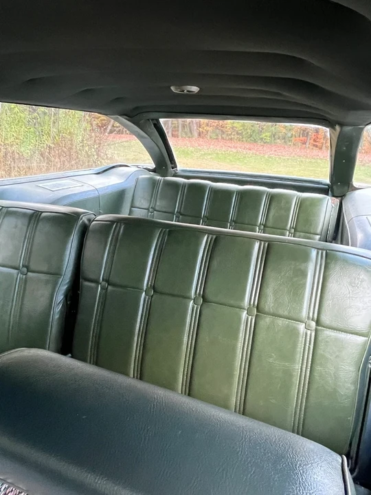1972 Oldsmobile Custom Cruiser - Image 17 of 21