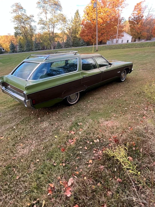 1972 Oldsmobile Custom Cruiser - Image 3 of 21