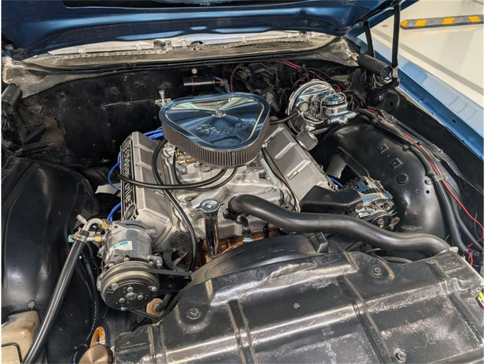 1972 Oldsmobile Cutlass 3rd Gen - Image 15 of 16