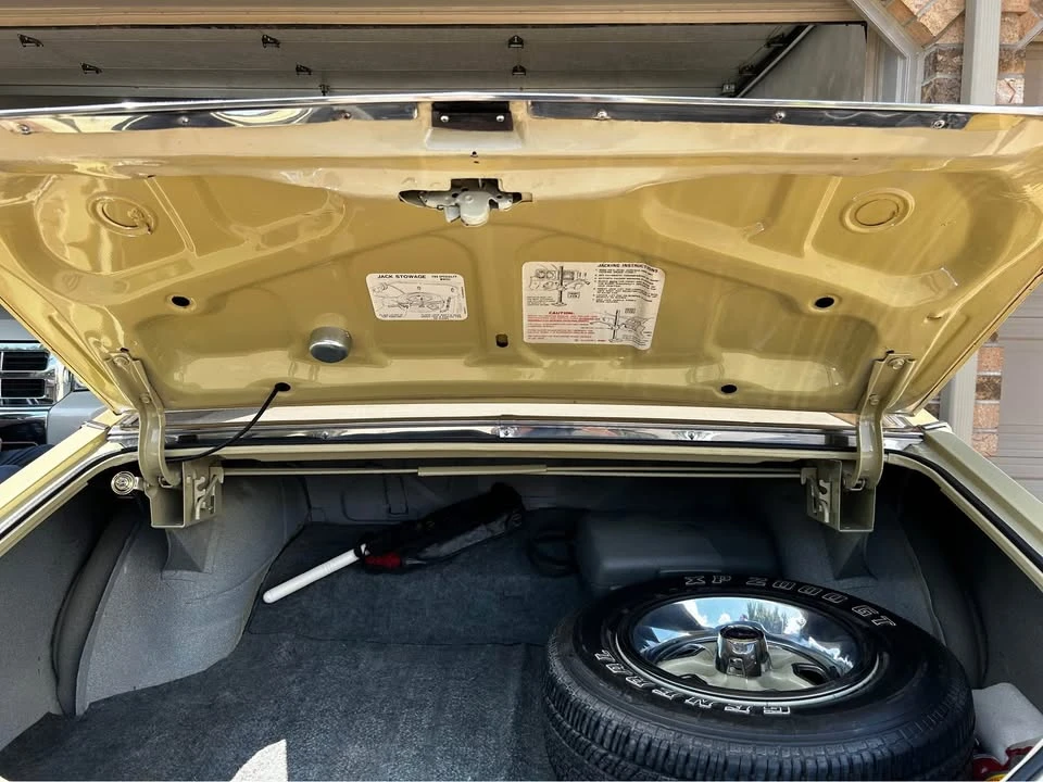 1972 Oldsmobile Cutlass 3rd Gen - Image 6 of 9