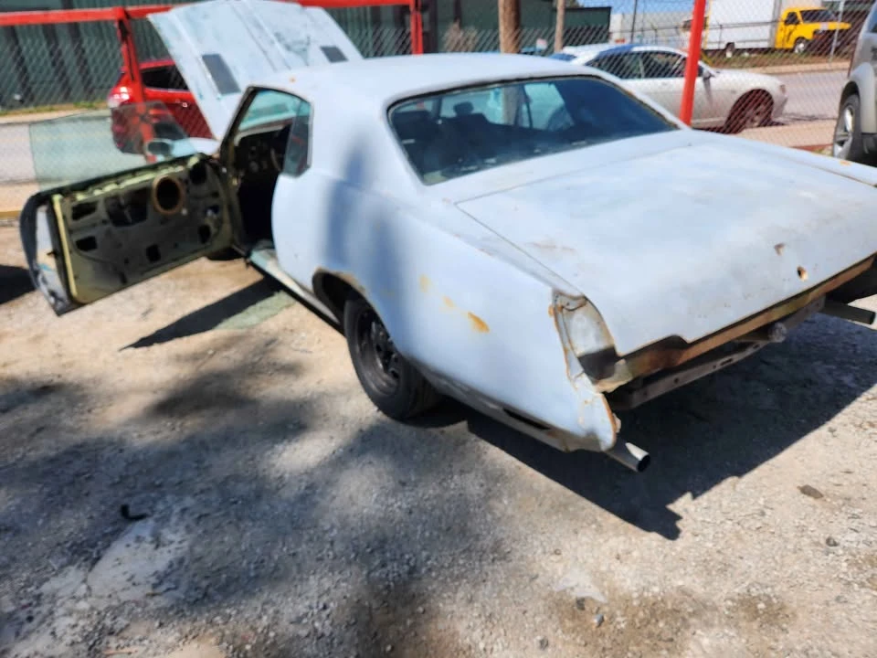 1972 Oldsmobile Cutlass 3rd Gen - Image 3 of 6