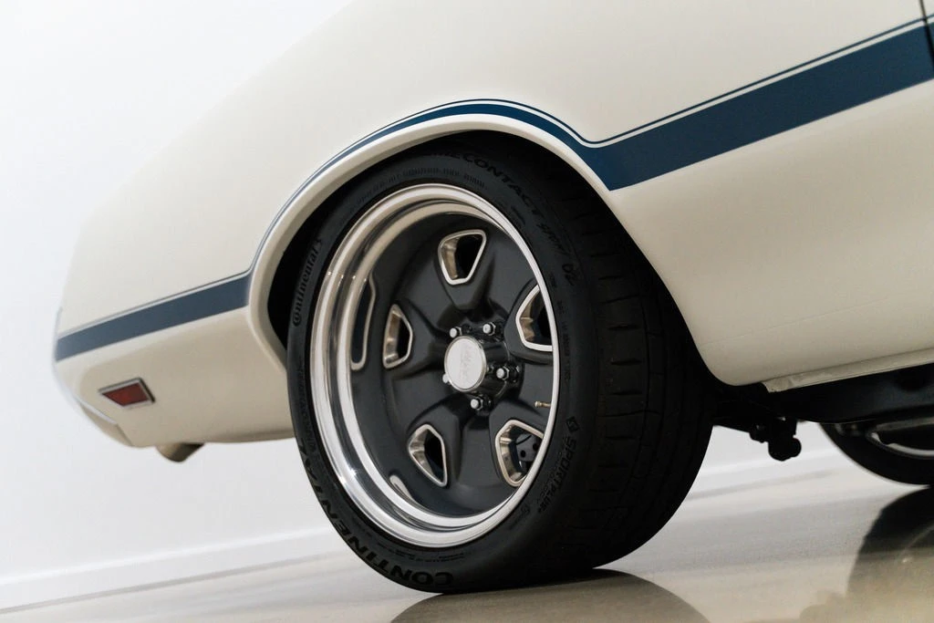 1972 Oldsmobile Cutlass 3rd Gen - Image 8 of 24