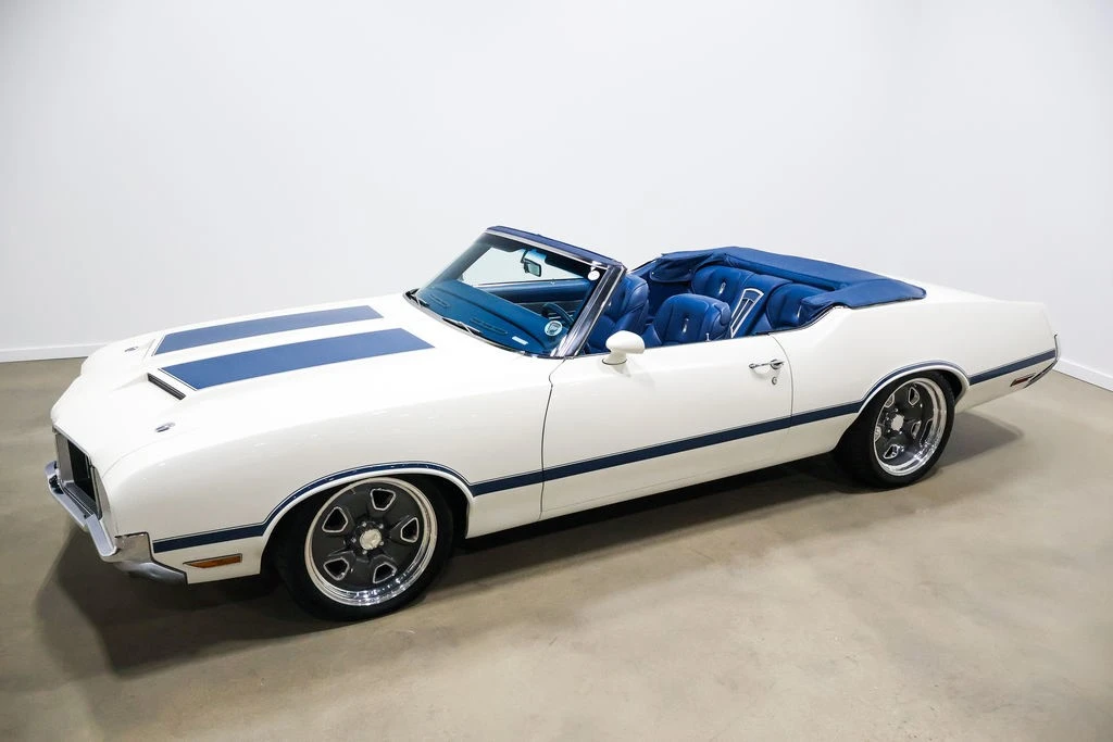 1972 Oldsmobile Cutlass 3rd Gen - Image 13 of 24