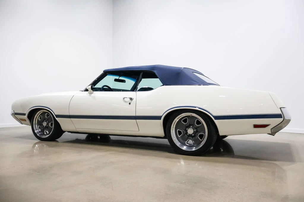 1972 Oldsmobile Cutlass 3rd Gen - Image 20 of 24