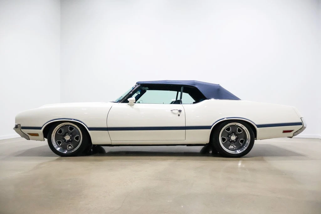 1972 Oldsmobile Cutlass 3rd Gen - Image 16 of 24