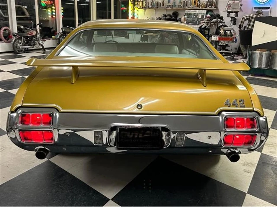 1972 Oldsmobile Cutlass 3rd Gen - Image 2 of 19