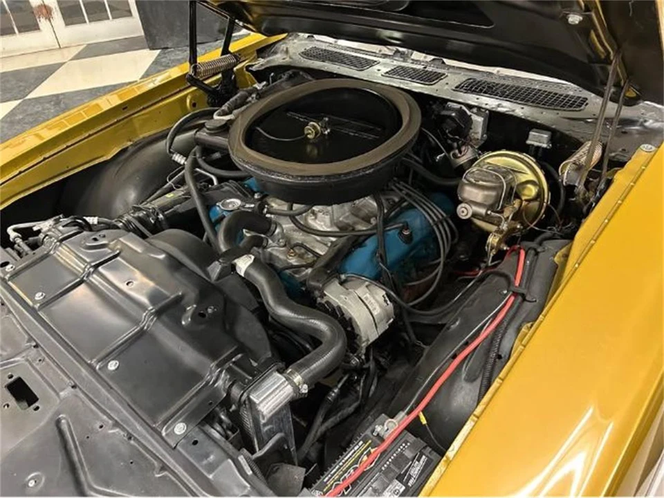 1972 Oldsmobile Cutlass 3rd Gen - Image 15 of 19