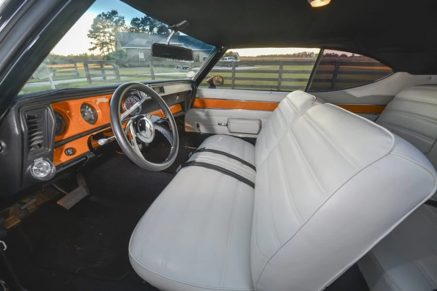 1972 Oldsmobile Cutlass 3rd Gen - Image 4 of 12
