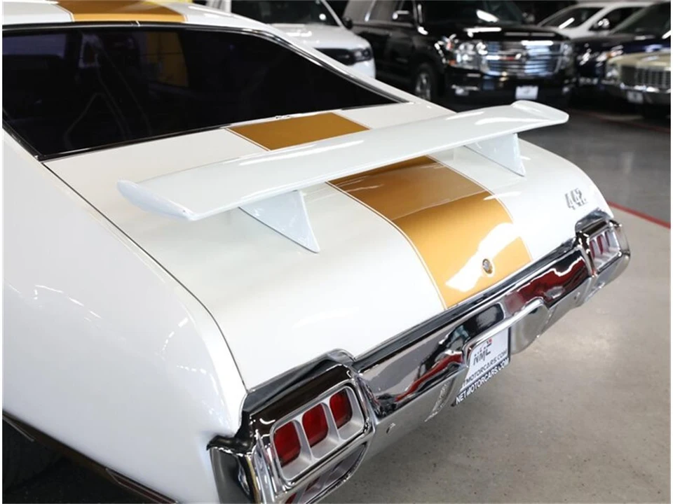 1972 Oldsmobile Cutlass 3rd Gen - Image 27 of 31