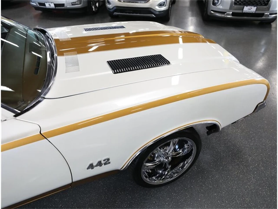 1972 Oldsmobile Cutlass 3rd Gen - Image 16 of 31