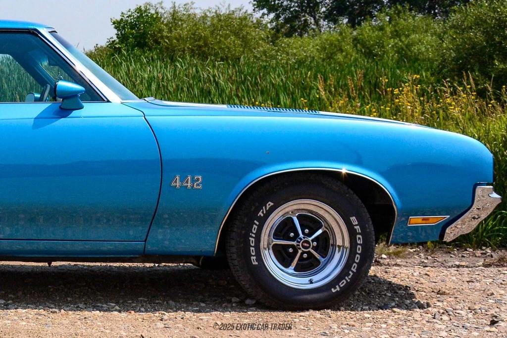 1972 Oldsmobile Cutlass 3rd Gen - Image 11 of 12