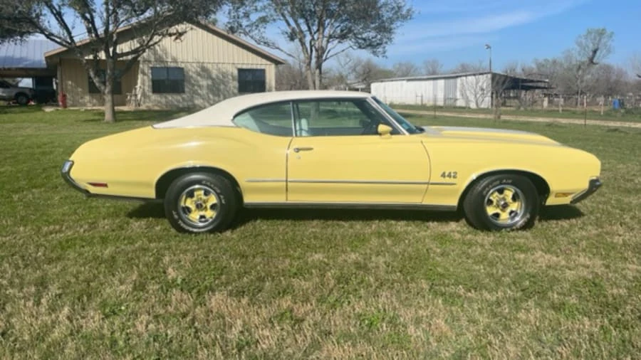 1972 Oldsmobile Cutlass 3rd Gen - Image 23 of 24
