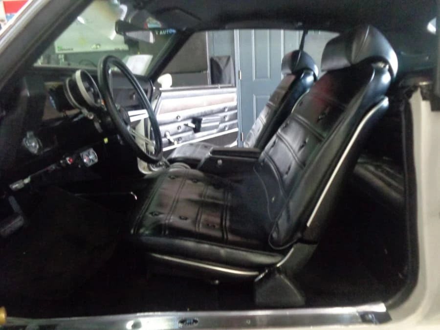 1972 Oldsmobile Cutlass 3rd Gen - Image 3 of 5