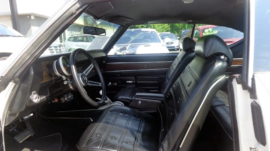 1972 Oldsmobile Cutlass 3rd Gen - Image 4 of 8