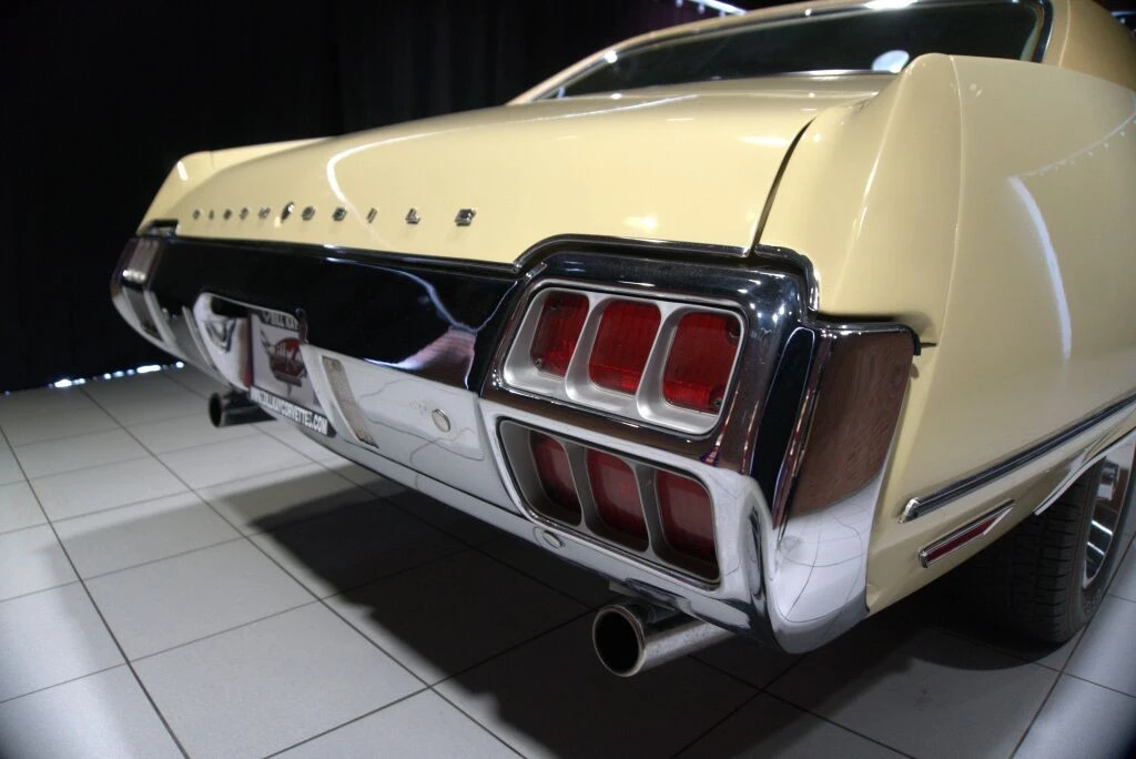 1972 Oldsmobile Cutlass 3rd Gen - Image 22 of 31