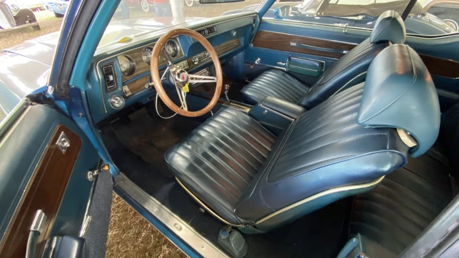 1972 Oldsmobile Cutlass 3rd Gen - Image 4 of 5