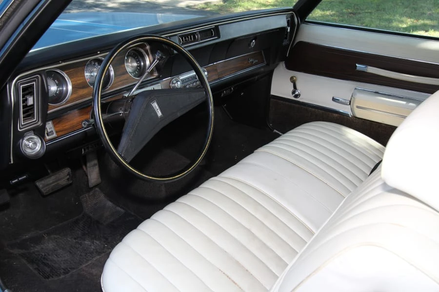 1972 Oldsmobile Cutlass 3rd Gen - Image 4 of 7