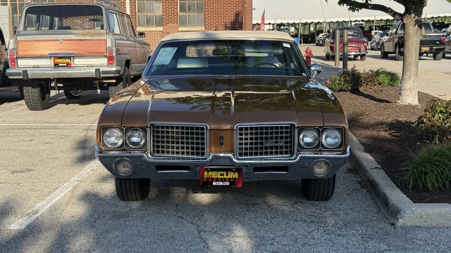 1972 Oldsmobile Cutlass 3rd Gen - Image 4 of 10