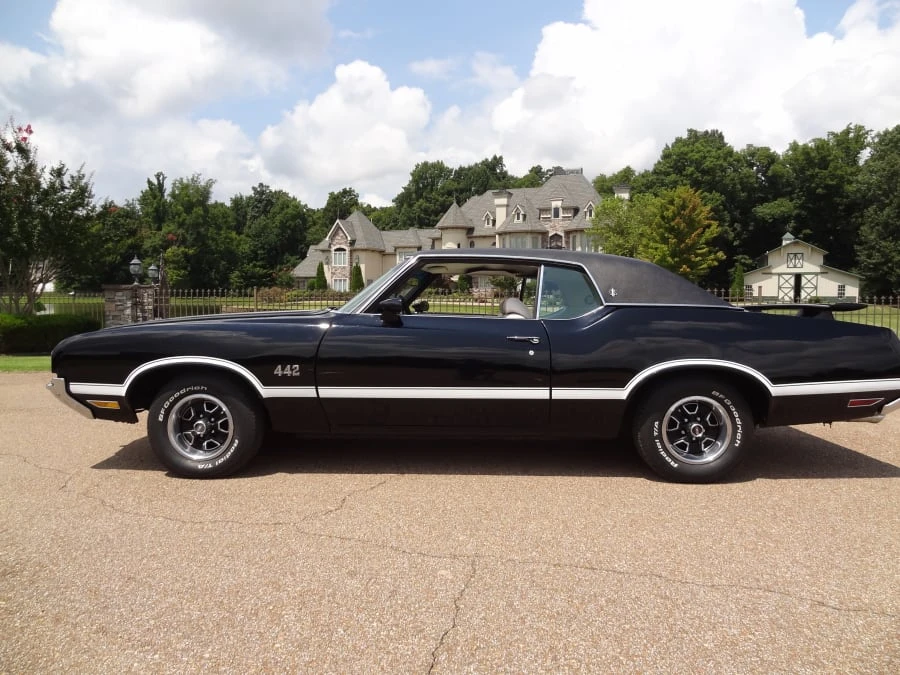 1972 Oldsmobile Cutlass 3rd Gen - Image 2 of 8