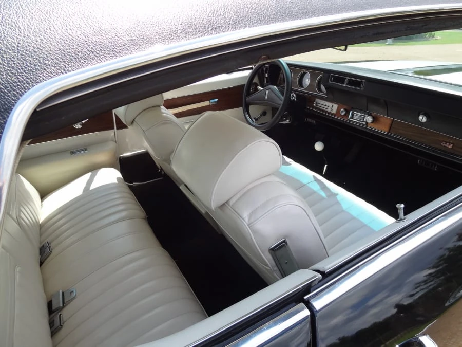 1972 Oldsmobile Cutlass 3rd Gen - Image 5 of 8