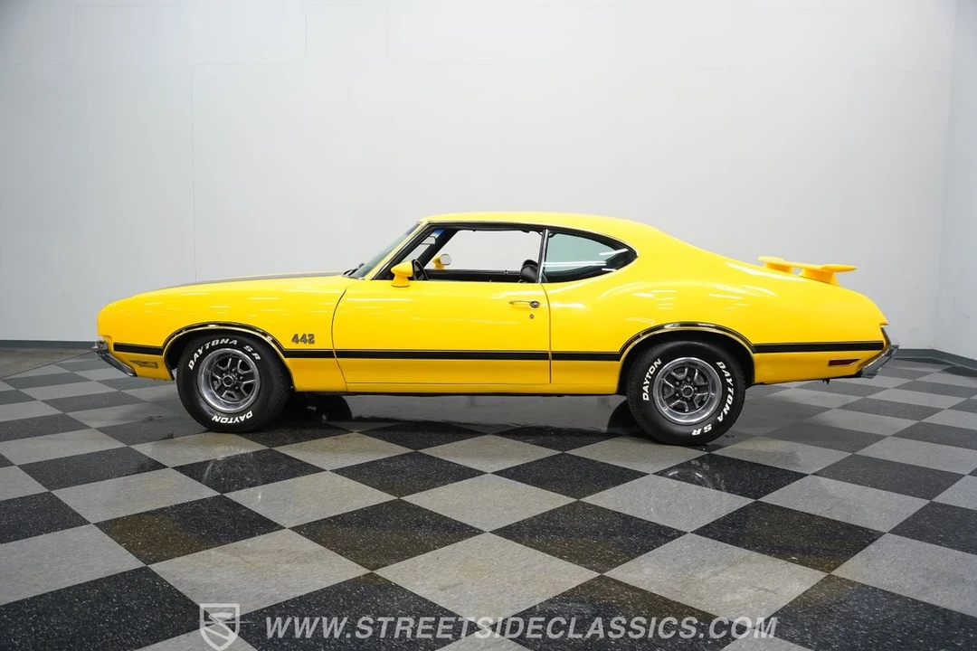1972 Oldsmobile Cutlass 3rd Gen - Image 8 of 12