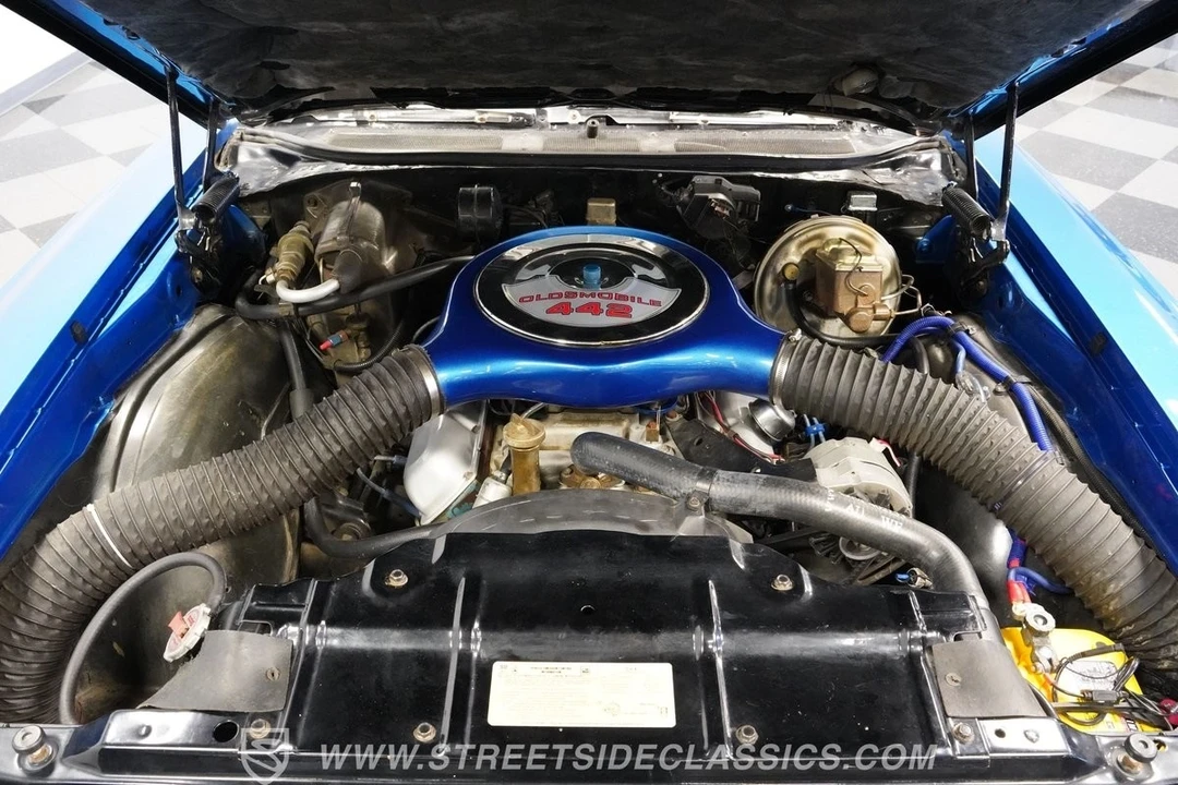 1972 Oldsmobile Cutlass 3rd Gen - Image 4 of 12