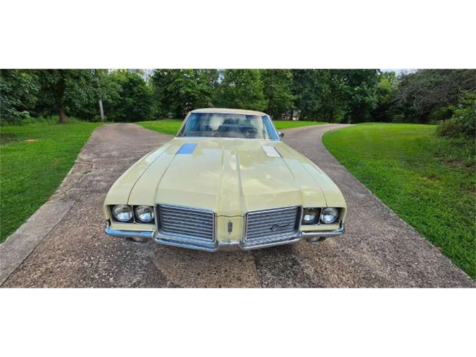 1972 Oldsmobile Cutlass 3rd Gen - Image 13 of 24