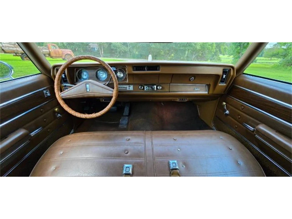 1972 Oldsmobile Cutlass 3rd Gen - Image 11 of 24